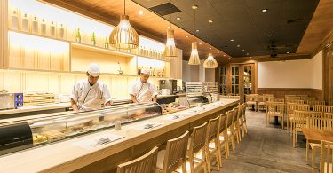 『桜テラス』に新しく寿司カウンター完成 2017年4月改装オープン