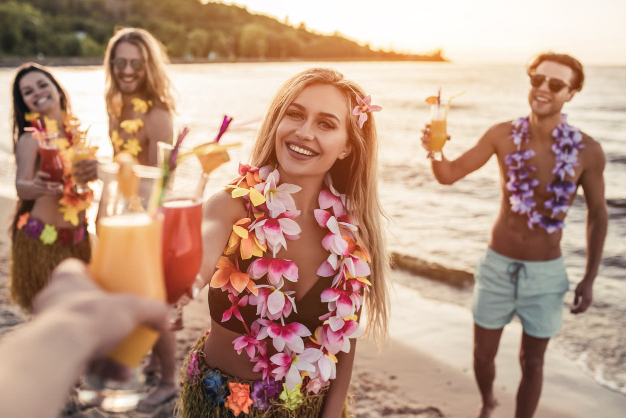 ハワイ旅行の着まわしコーデ メンズ レディースのおすすめ Ngをシーン別に紹介 アロハスマイル Aloha Smile