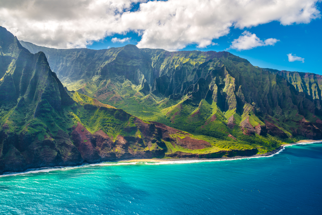 ハワイ観光で訪れたいおすすめの山&アクティビティ5選｜アクセスや営業時間など