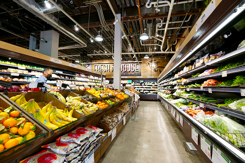 全米展開する韓国系スーパーマーケット「Hマート」＠カカアコ