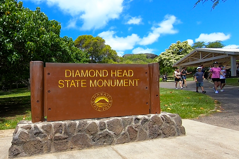 ハワイ ダイヤモンドヘッドお正月のご来光を山頂で