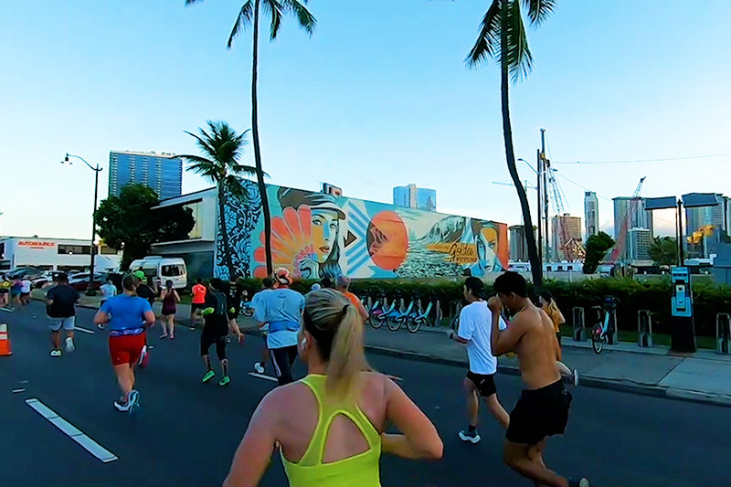 ハワイで「ホノルルハーフマラソン・ハパルア2023」開催！