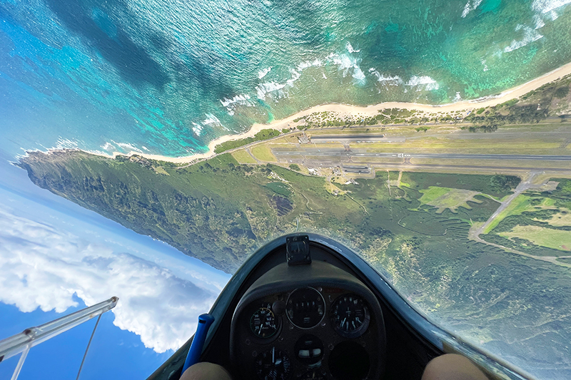新ツアーの無料モニター募集！『ハワイでグライダー飛行（遊覧・アクロバット）』